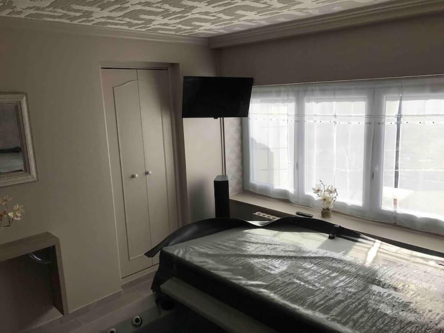 Maison Avec Jacuzzi Privatif Cambrai Exteriör bild